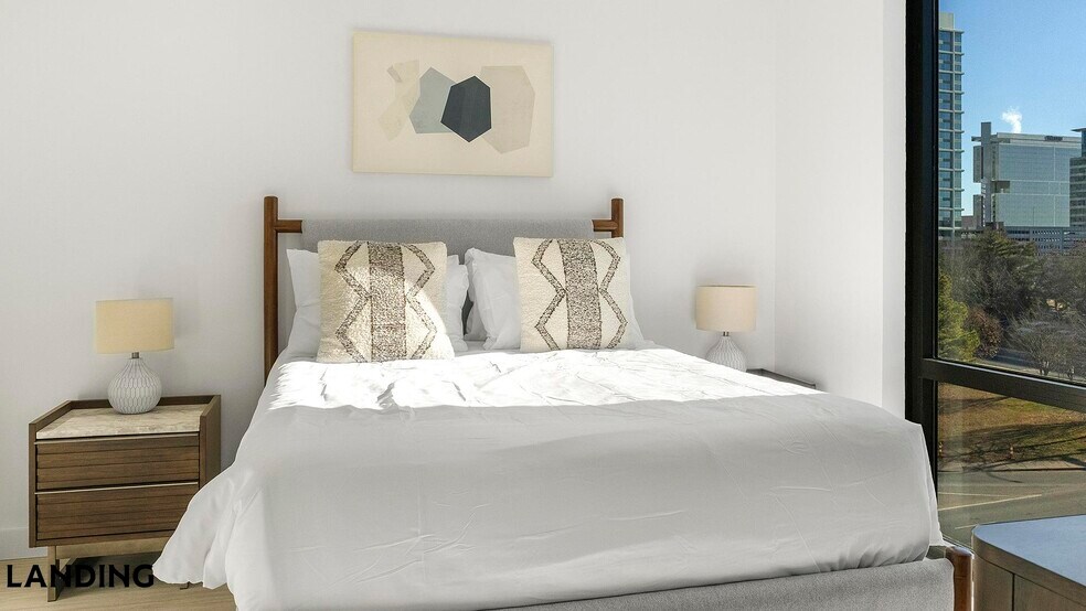 Building Photo - 1007 S Mint St