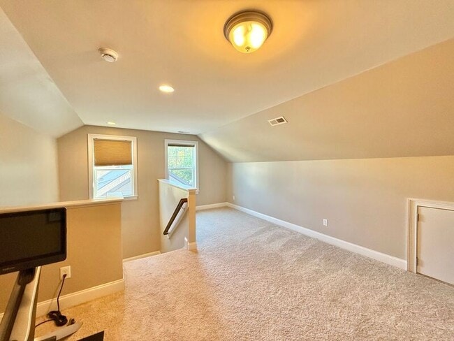 Building Photo - 1616 Doubles Ct