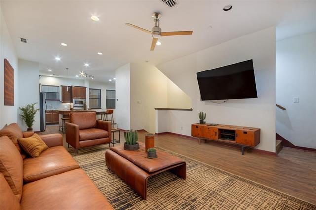 Building Photo - 1016 Liberty St