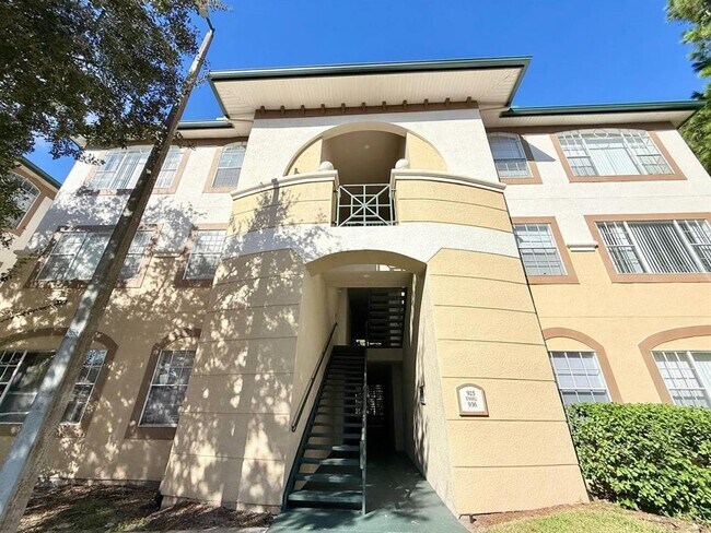 Building Photo - 17112 Carrington Park Dr