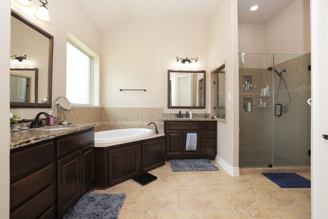 Building Photo - 23311 Preserve View Cir