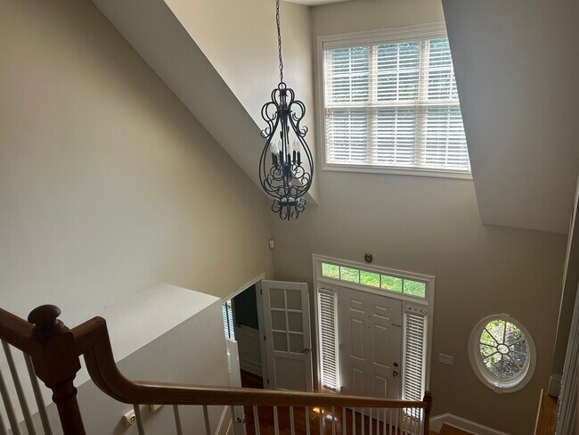 Building Photo - 2807 Oakleigh Twp Dr