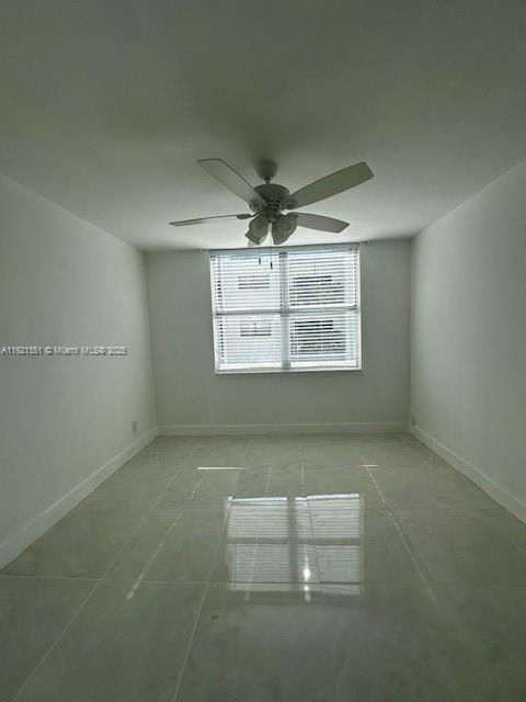 Building Photo - 899 West Ave