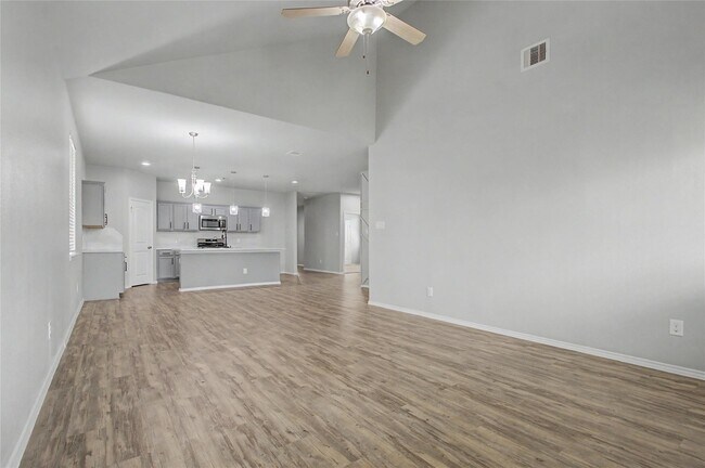 Building Photo - 20926 Corisande St