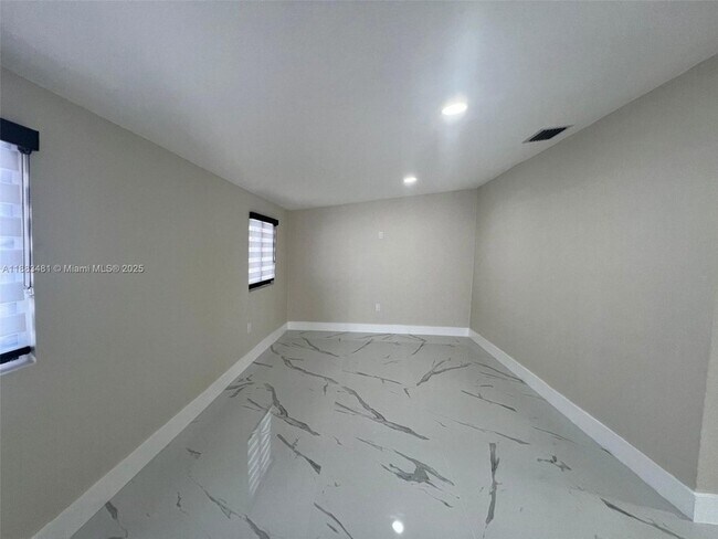 Building Photo - 11800 SW 176th St