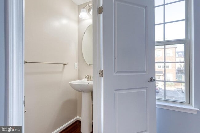 Building Photo - 7223 Winding Hills Dr