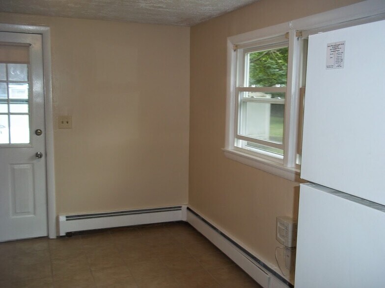 Building Photo - 33A Bridge St