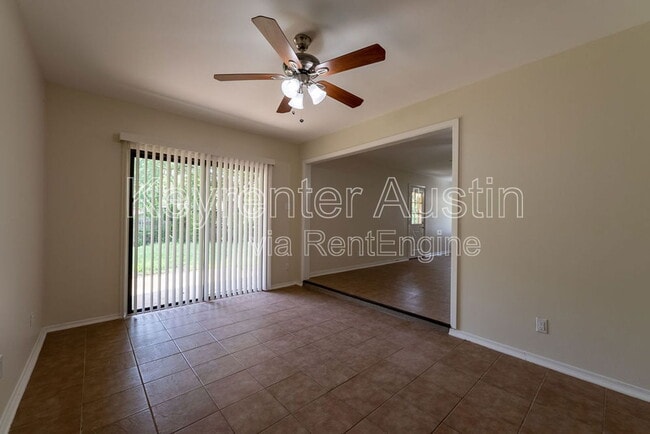 Building Photo - 4601 Lennox Dr