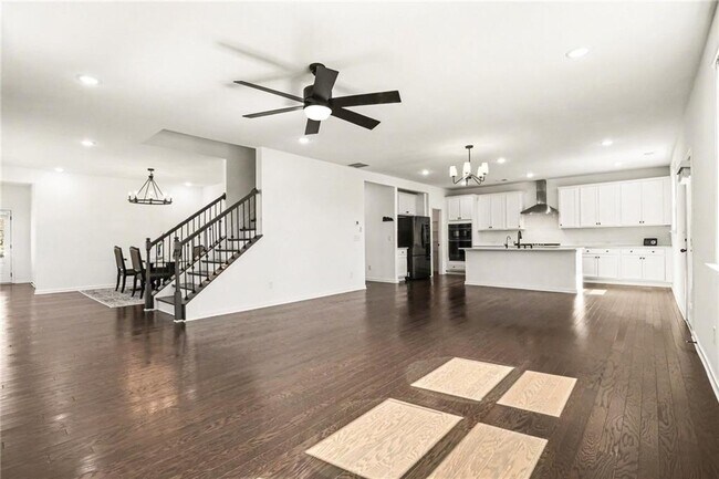 Building Photo - 5510 Bower Pl