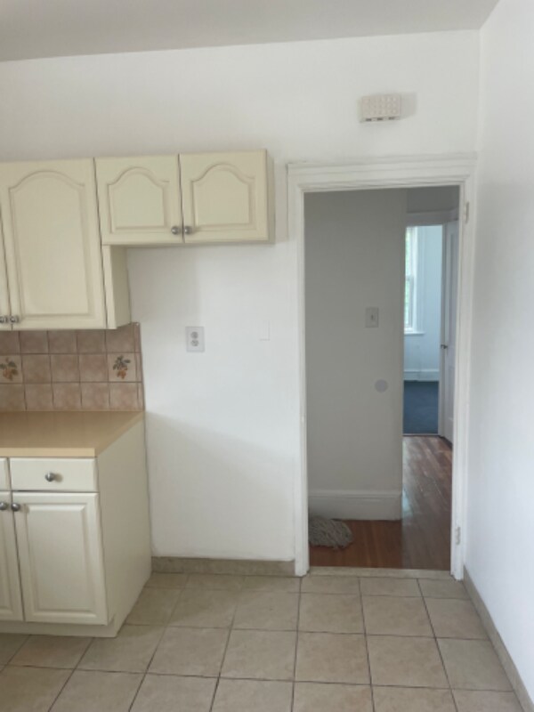 Building Photo - 0 Cromwell Ave