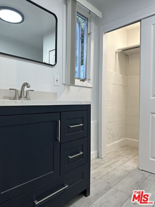 Building Photo - 3823 Broadlawn Dr