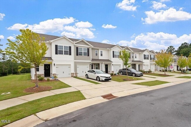 Building Photo - 96 March Crk Dr