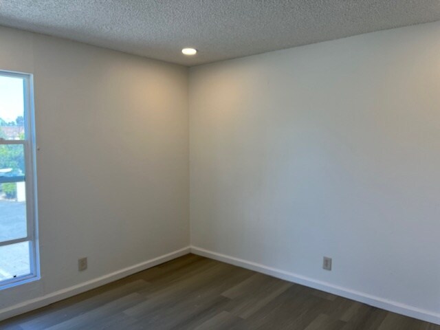 Building Photo - 1651 Sutter St