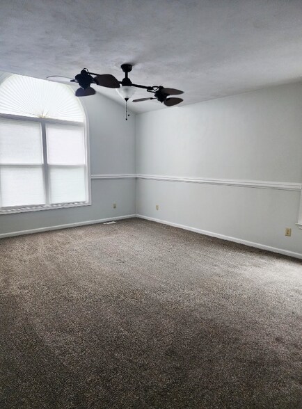 Building Photo - 39 Valleyview Cir