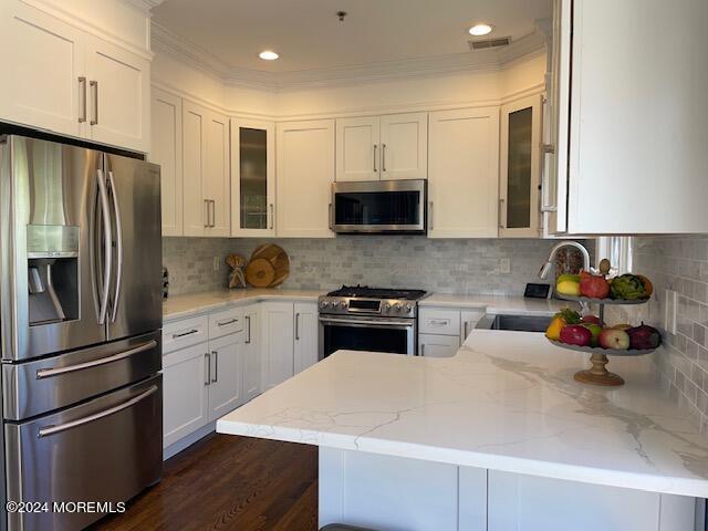 Building Photo - 505 Villa Dr