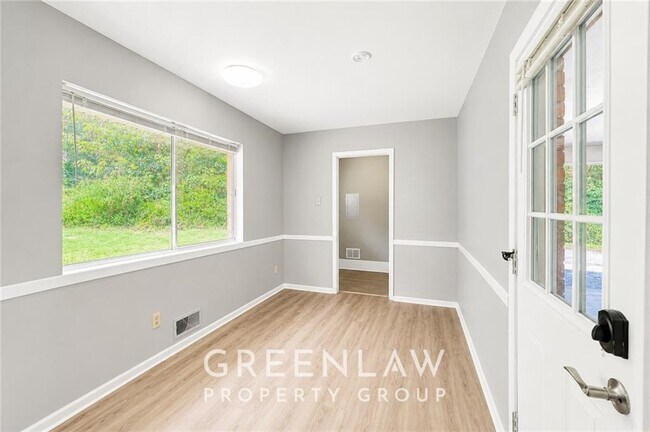 Building Photo - 3605 Flat Shoals Rd