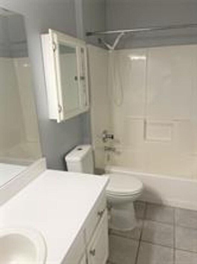 Building Photo - Beautifully kept 1.5 story home with 3 lg bedrooms (game room could be a 4th bedroom).