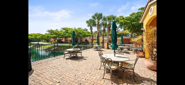 Building Photo - 8701 Piazza Del Lago Cir