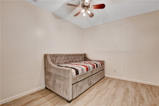 Building Photo - 5171 Reeder Cir