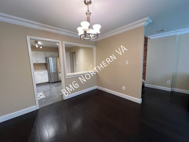 Building Photo - 3816B Steppes Ct