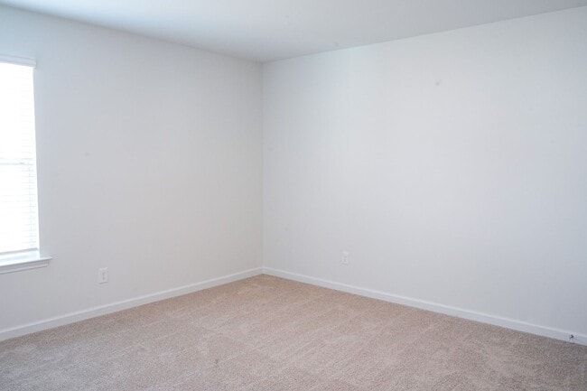 Building Photo - Available Soon!