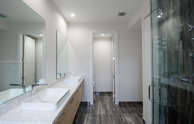 Building Photo - 8436 NW 51st Terrace