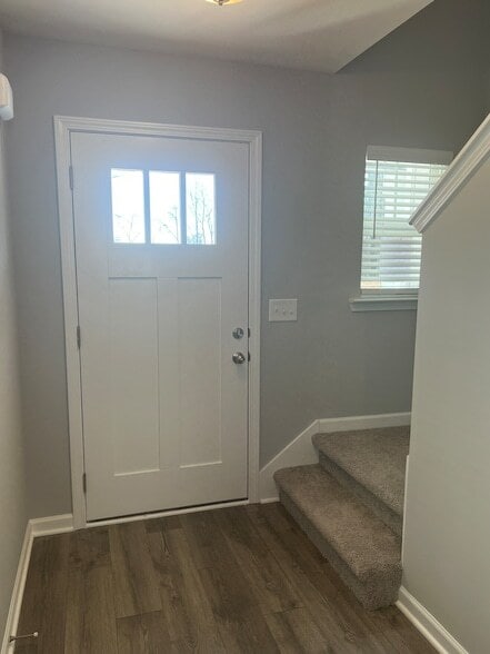 Building Photo - 153 Stonehenge Cir