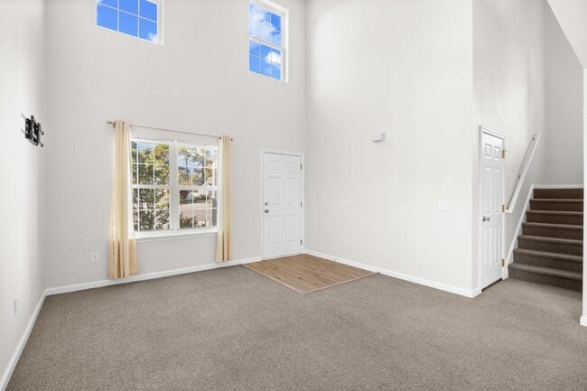 Building Photo - 1152 Stoney Falls Blvd