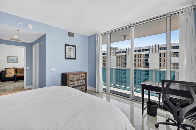 Building Photo - 801 Briny Ave