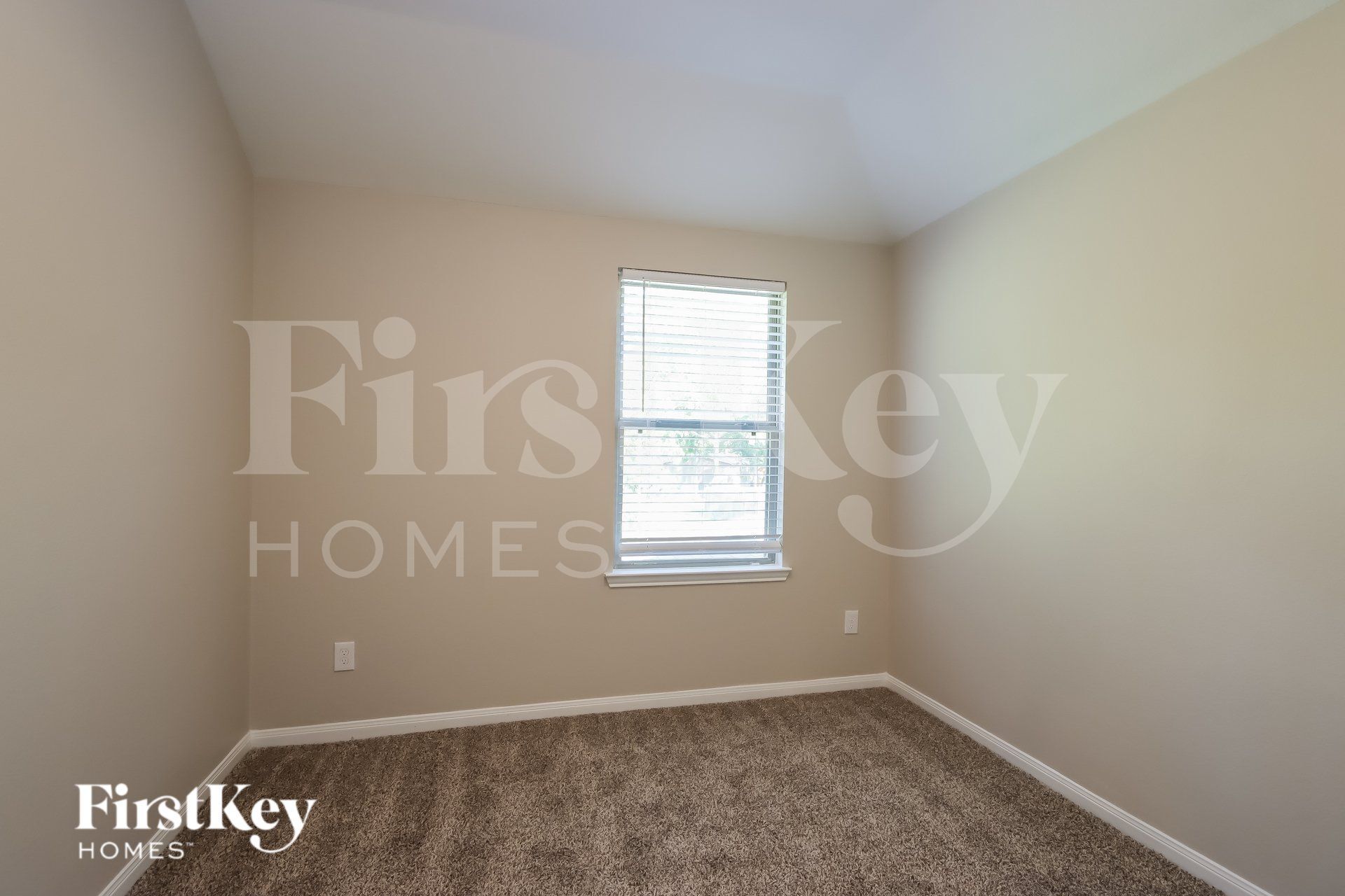 Building Photo - 6193 White Oak Leaf Lp