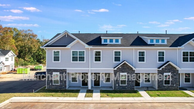 Building Photo - 27 English Ct