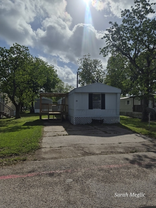 Building Photo - 775 Steele Rd