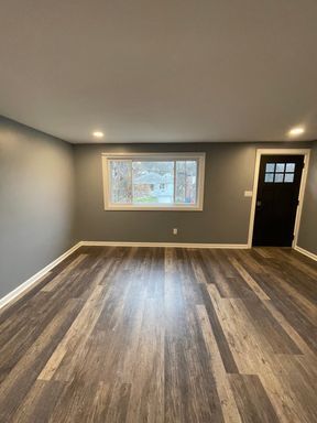 Building Photo - Beautifully updated 3 bed 1 bath home with garage and off-street parking in Penn Hills!