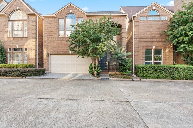 Building Photo - 4742 Post Oak Timber Dr
