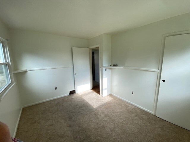 Bedroom_3 - 1416 E 35th St