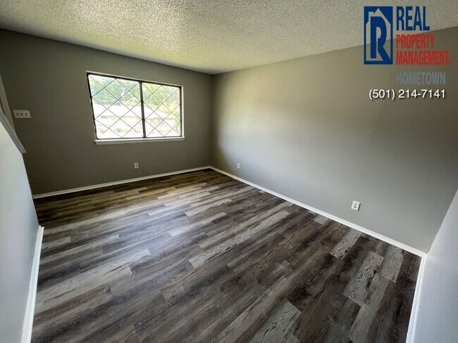 Building Photo - 5707 Sonora Dr