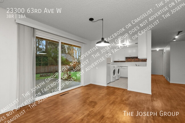 Building Photo - 23300 63rd Ave W