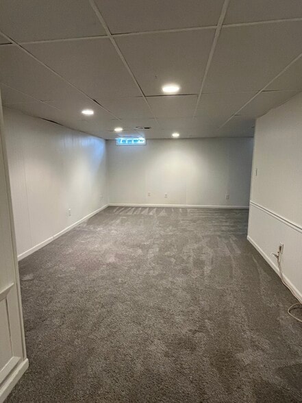 Building Photo - 3010 Bolgos Cir