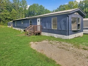 Building Photo - 412 McElhaney Rd