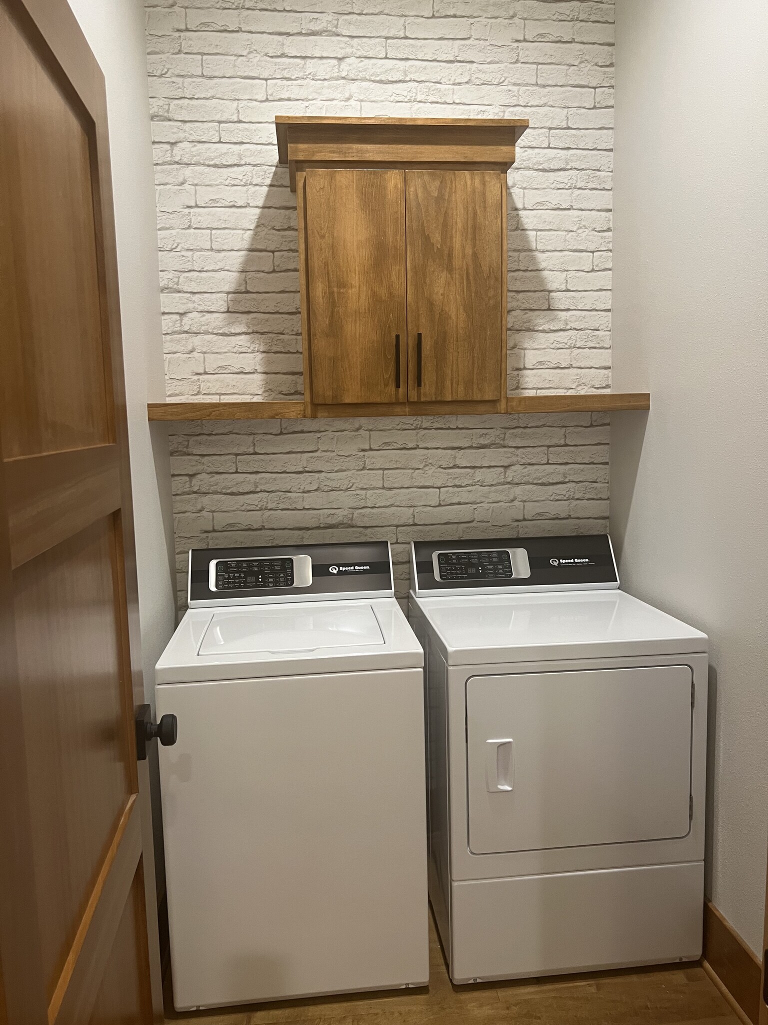 Laundry Room - 324 9th St
