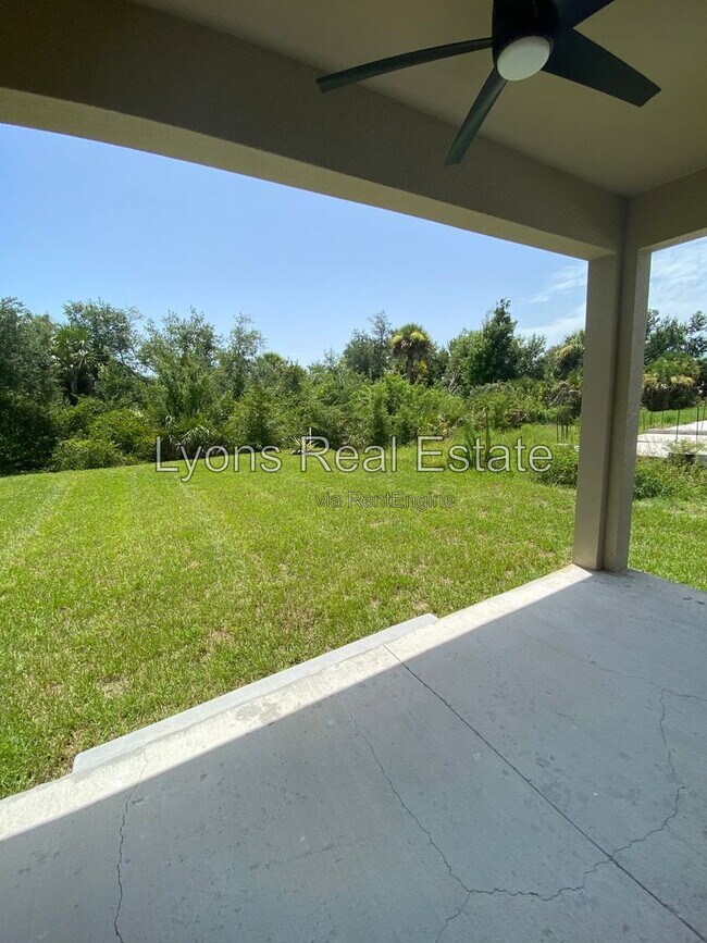 Building Photo - 10398 Port Everglades St