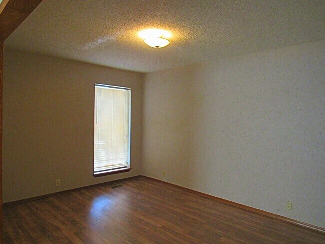 Building Photo - 12400 Eric Field Pl