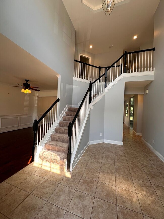 Building Photo - Elegant 4BR Home with Soaring Ceilings in The Reserve at Glenmary