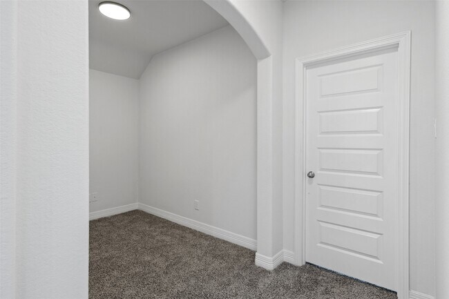 Building Photo - 3307 Avary River Ln