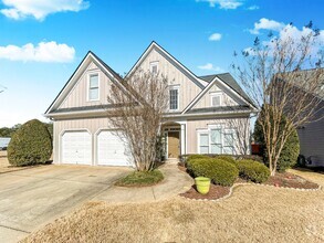 Building Photo - Fabulous 4 BR/2.5 BA Traditional in Marietta!