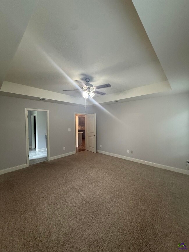 Building Photo - 120 Worchester Cir