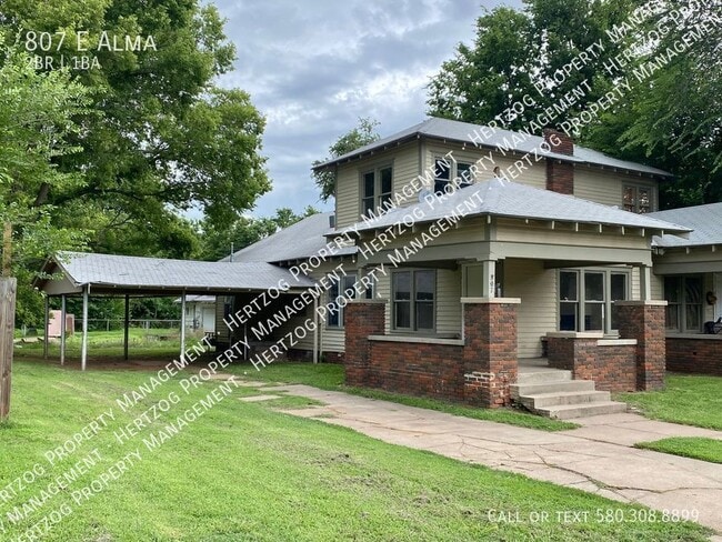 Primary Photo - 807 E Alma-
