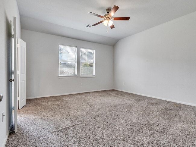 Building Photo - 10026 Thicket Park Ln