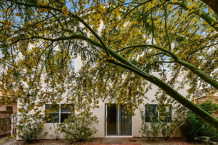 Building Photo - 5321 Clover Blossom Ct