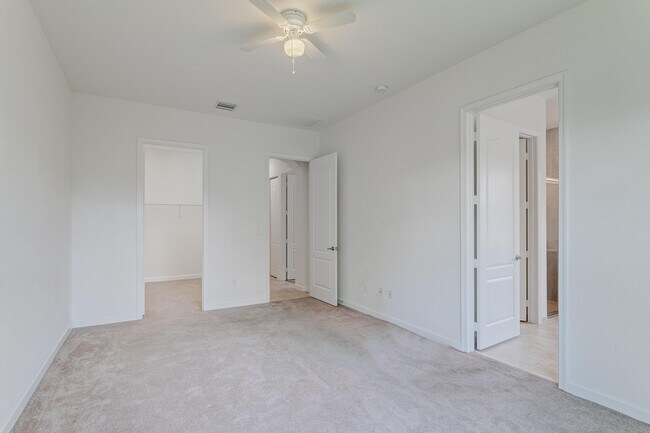 Building Photo - 4535 Gulf Sounds Ln